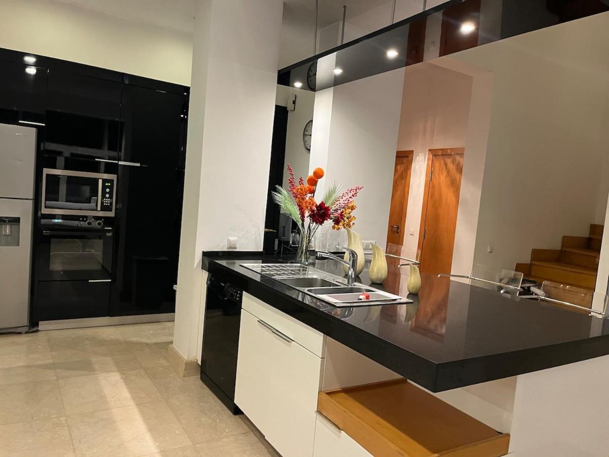 Villa Cool 4br New With Pool & Elevator Cairo