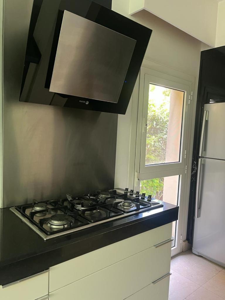 Cool 4br New With Pool & Elevator Villa